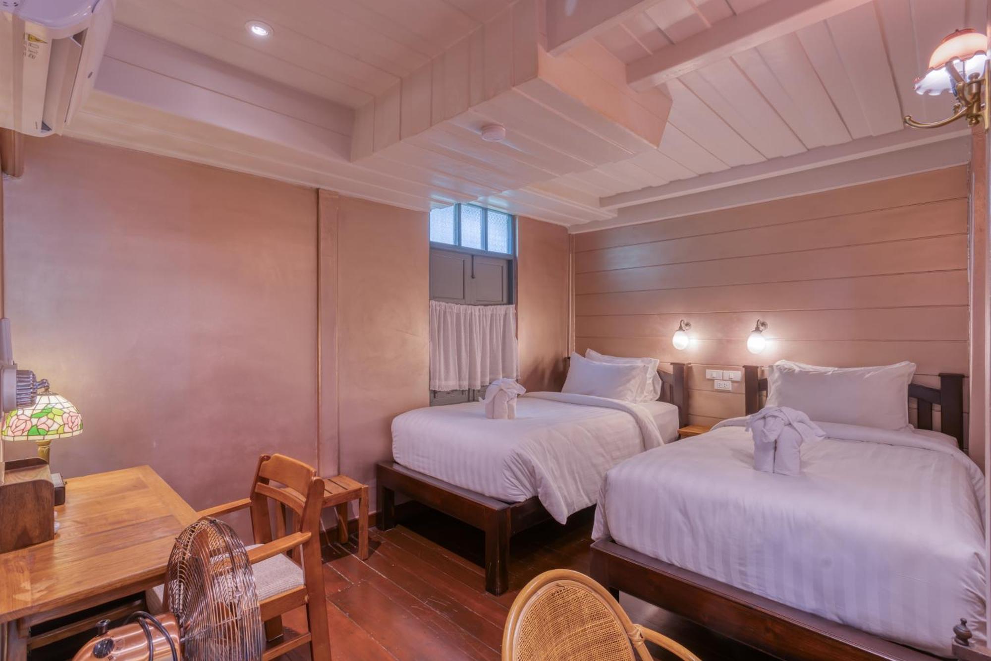 Priya Boutique House Bed and Breakfast Bangkok Eksteriør billede